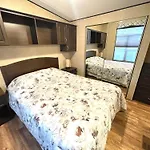 Vine Ridge Resort - Cottages