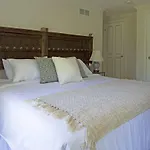 Queen Regent Bed & Breakfast
