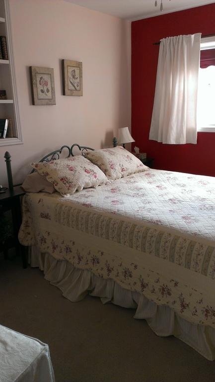 Bed & Breakfast A Li'l Bit Of Eden