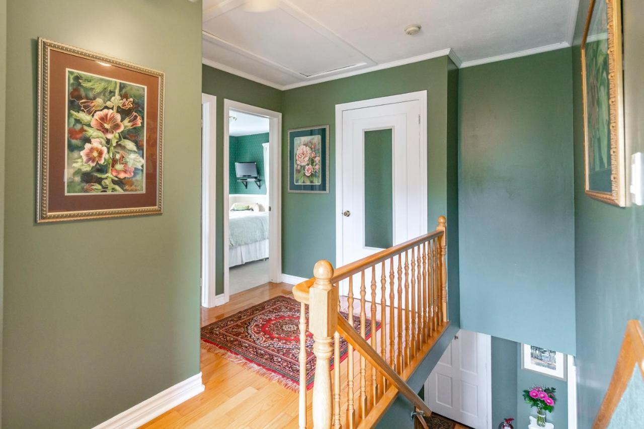 Bed & Breakfast Abacot Hall