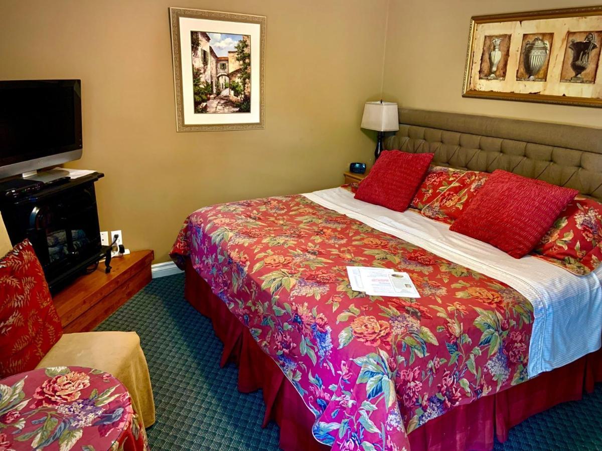 Weatherpine Inn 3*