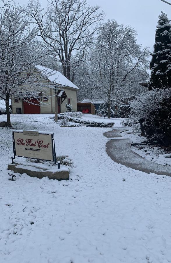 Bed & Breakfast The Red Coat 3*