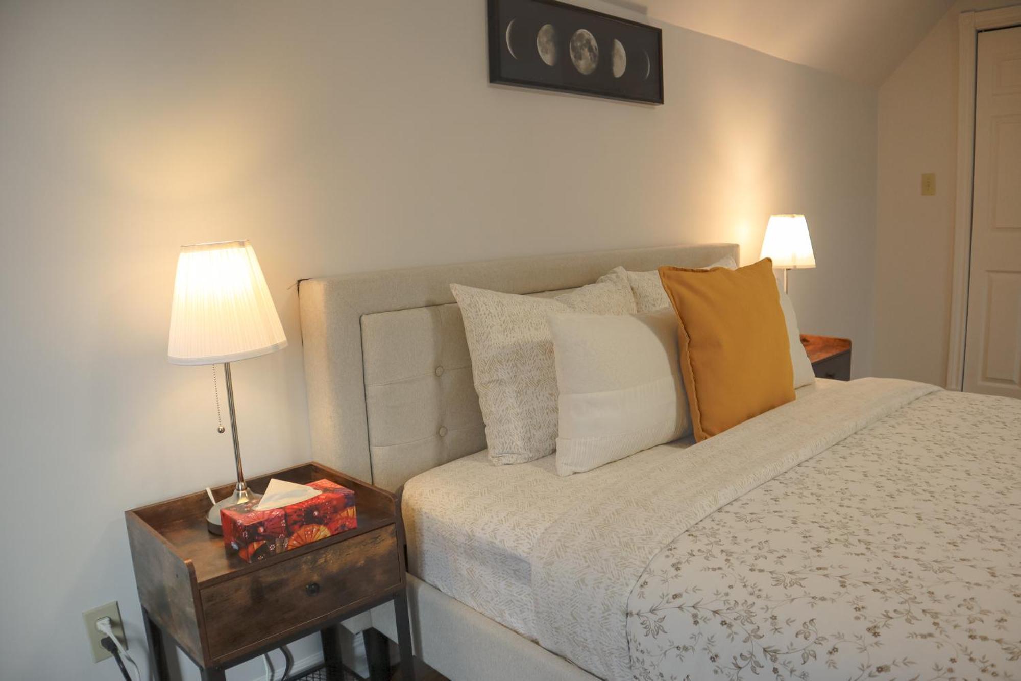 The Promenade License # 002-2023 Holiday home *