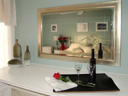 In Elegance Bed & Breakfast 4*