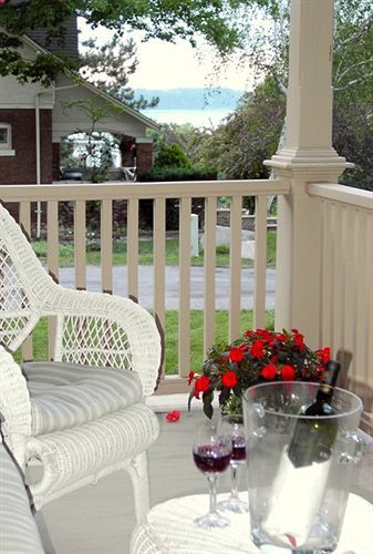 The Red Coat Bed & Breakfast 3*