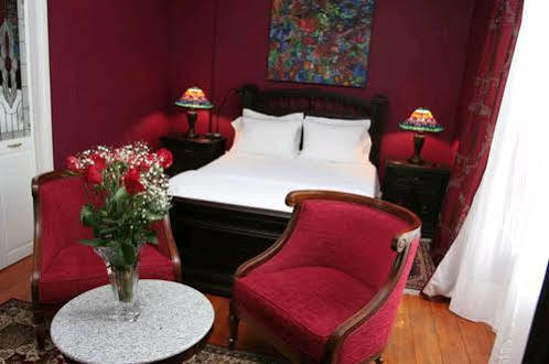 Historic Lyons House Bed & Breakfast Niagara-on-the-Lake