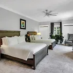 Somerset - A Private Retreat