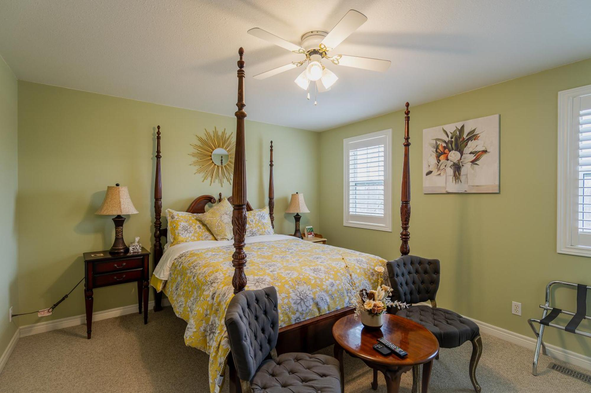Old Town Country Landing Bed & Breakfast