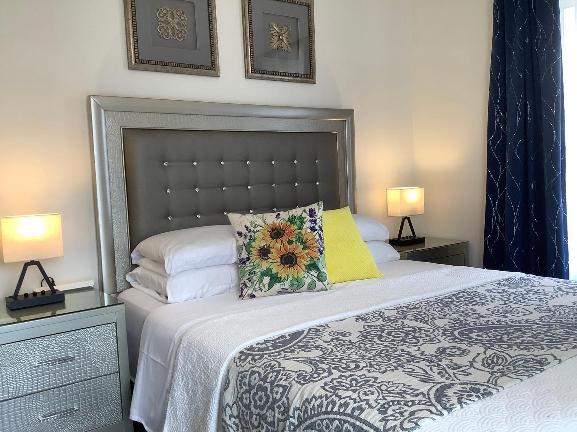 Bed & Breakfast Via Veneto - Old Town Niagara-on-the-Lake