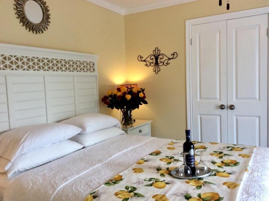 Bed & Breakfast Via Veneto - Old Town Niagara-on-the-Lake
