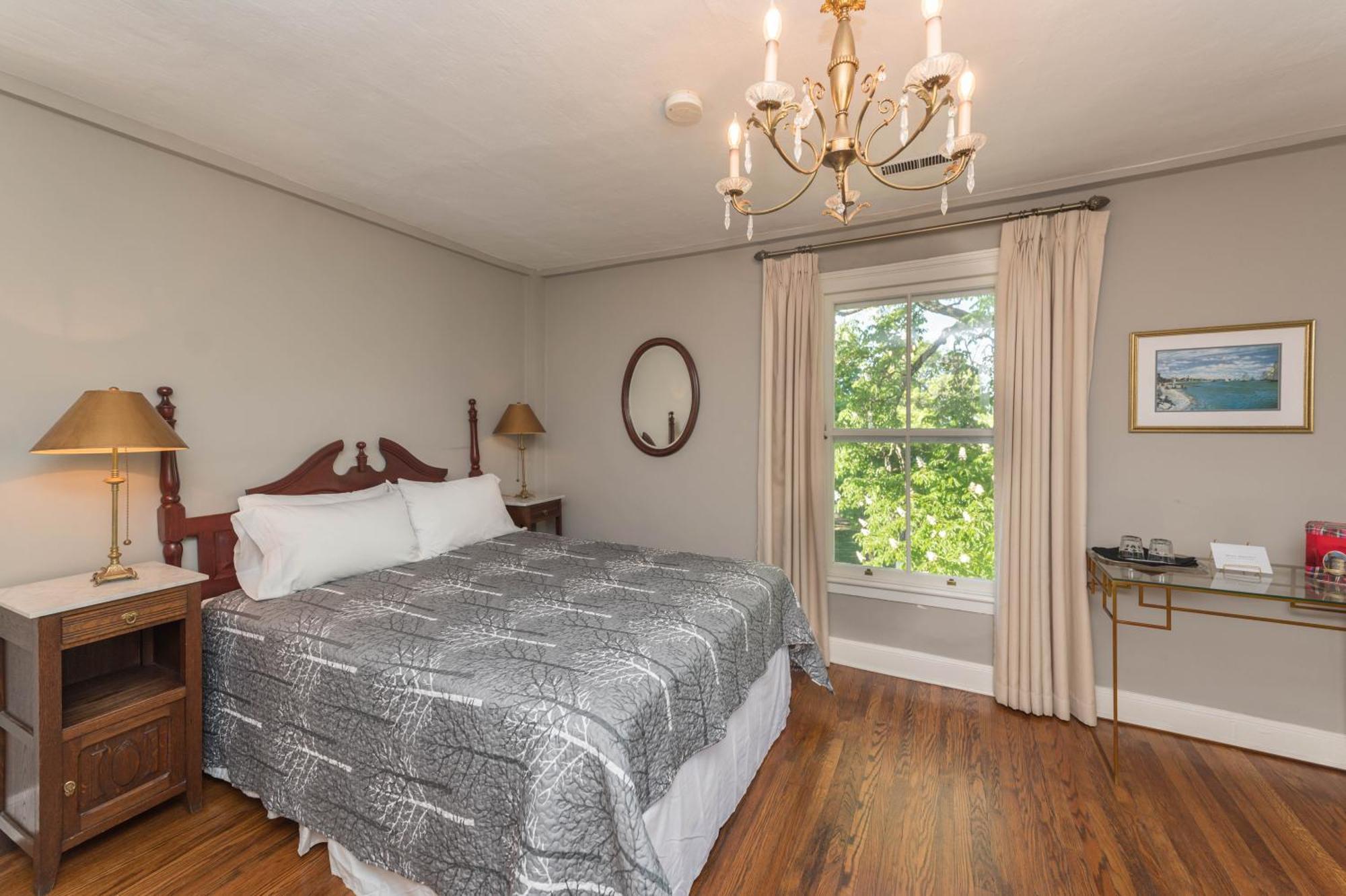 The Old Bank House Bed & Breakfast