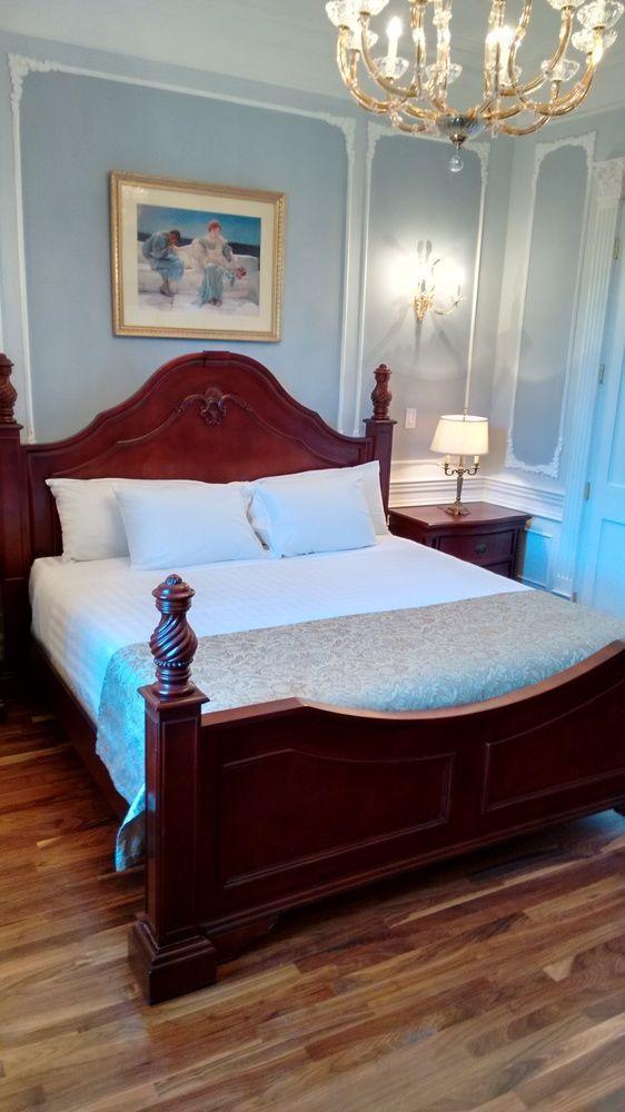 Locust Grove Canada Bed & Breakfast Niagara-on-the-Lake