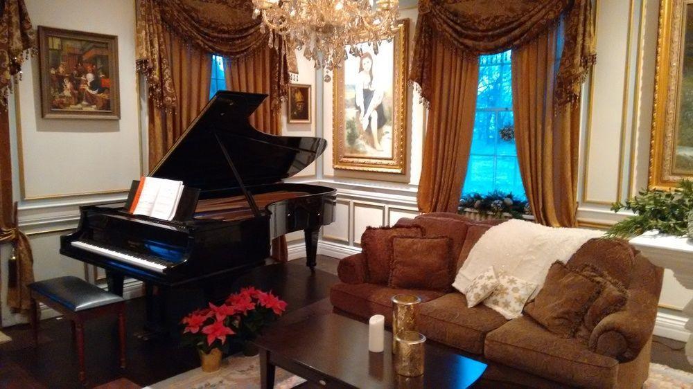 Locust Grove Canada Bed & Breakfast