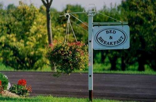 Eagle's Wing Bed & Breakfast 5*