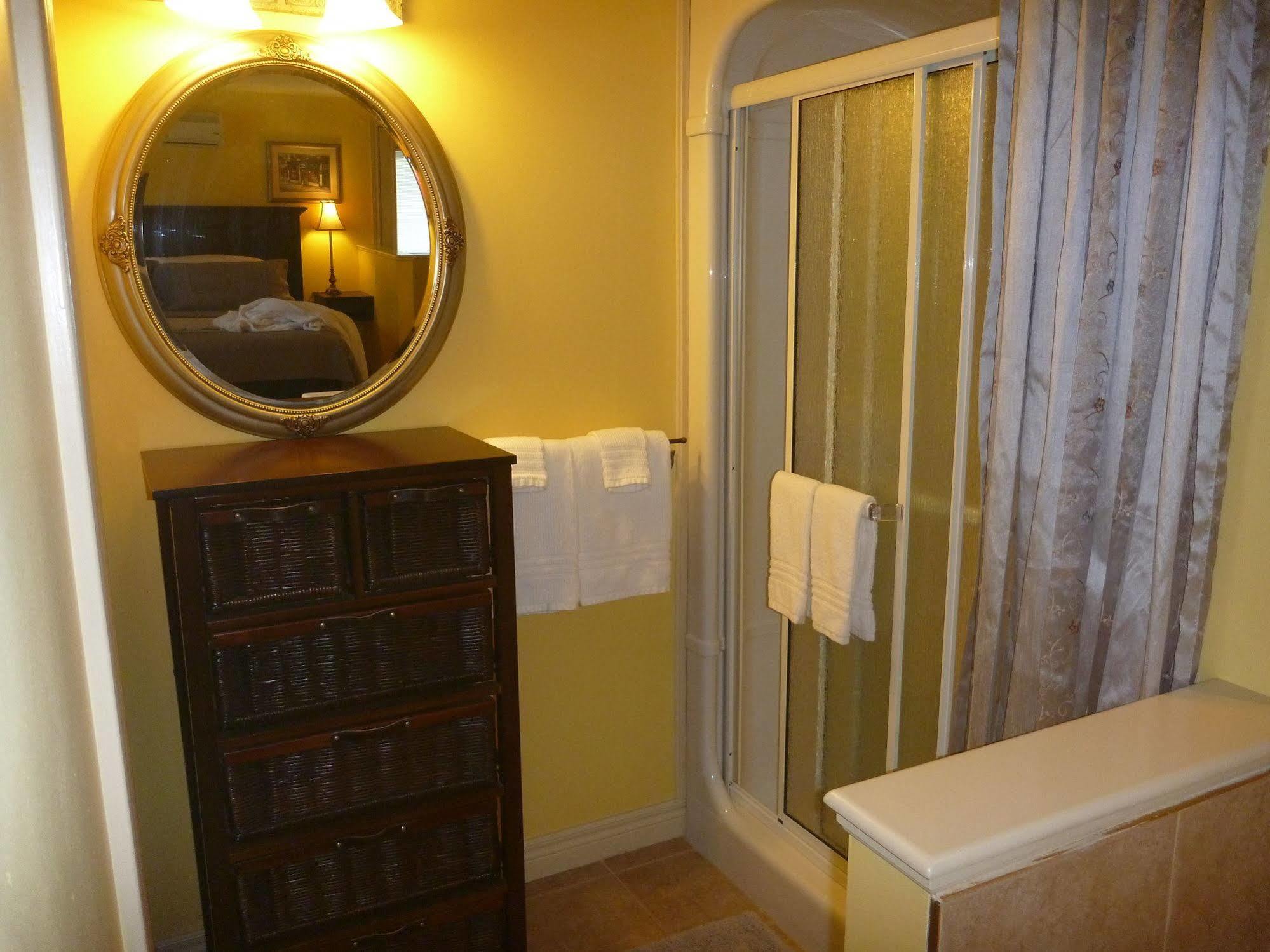 Kellar House Bed & Breakfast