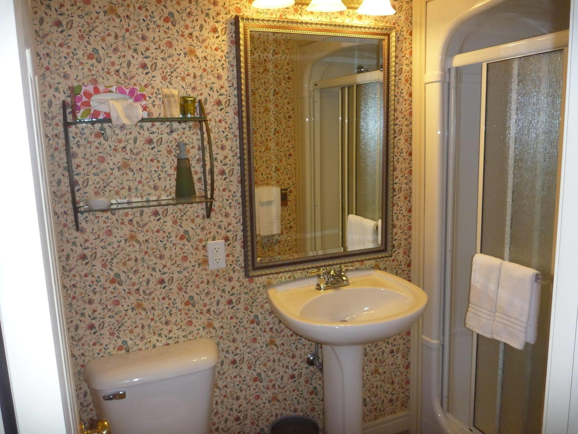 Kellar House Bed & Breakfast