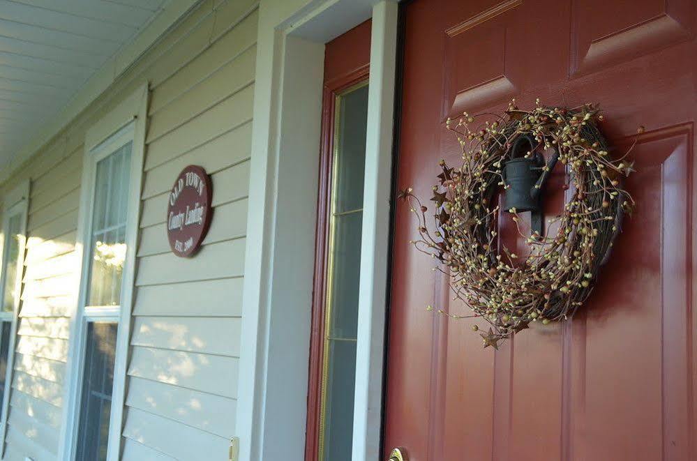 Old Town Country Landing Bed & Breakfast 3*
