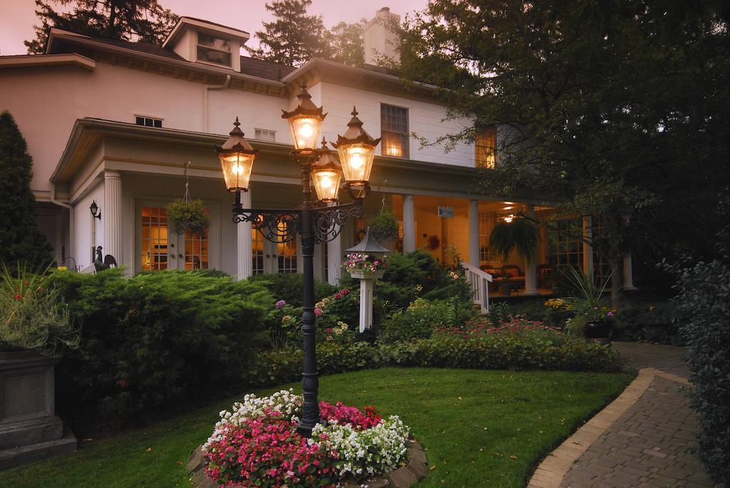 Brockamour Manor Niagara-on-the-Lake